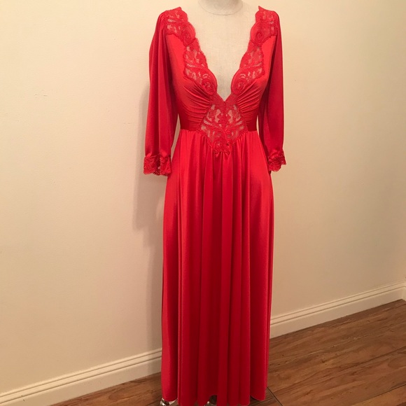 Vintage Other - Vintage Night Gown